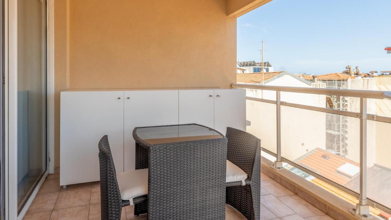 Luxury Studio Renovated 2024 With Free Parking Beausoleil Exterior foto